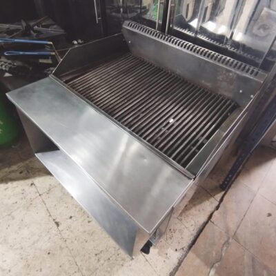 BBQ industrial con parrilla en acero inox3