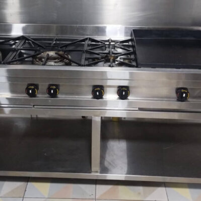 Equipo mixto con parrilla49*44,5 C/u con parrillas de hierro 
Dimensiones totales: 205 x 61 x 86 cm  Cod: I0270