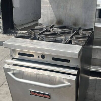 Estufa industrial de 4 puestos con horno91,5 x 81 x 91cm
 Cod: I0401