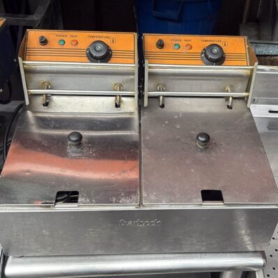 Freidora Electrica Starkcook 2 tanquestanque 24 x 30 x 15 cm
Dimensiones externas 53.5 x 43 x 16cm + torre 13 cm Cod: I0420