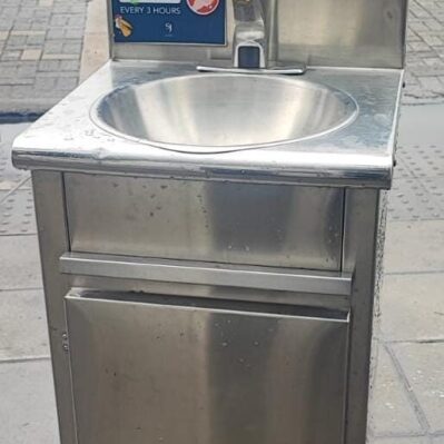 Lavamanos autonomo 45x 45x.90  Cod: I0312