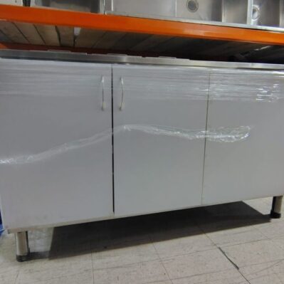 Mesa de trabajo con doble entrepaño con 2 puertas abatibles en MDF     1510 x 490 x 860mm Cod: I0435