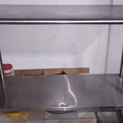 Mesón en acero con entrepaño 136 x 53 x 90cm Cod: I0374