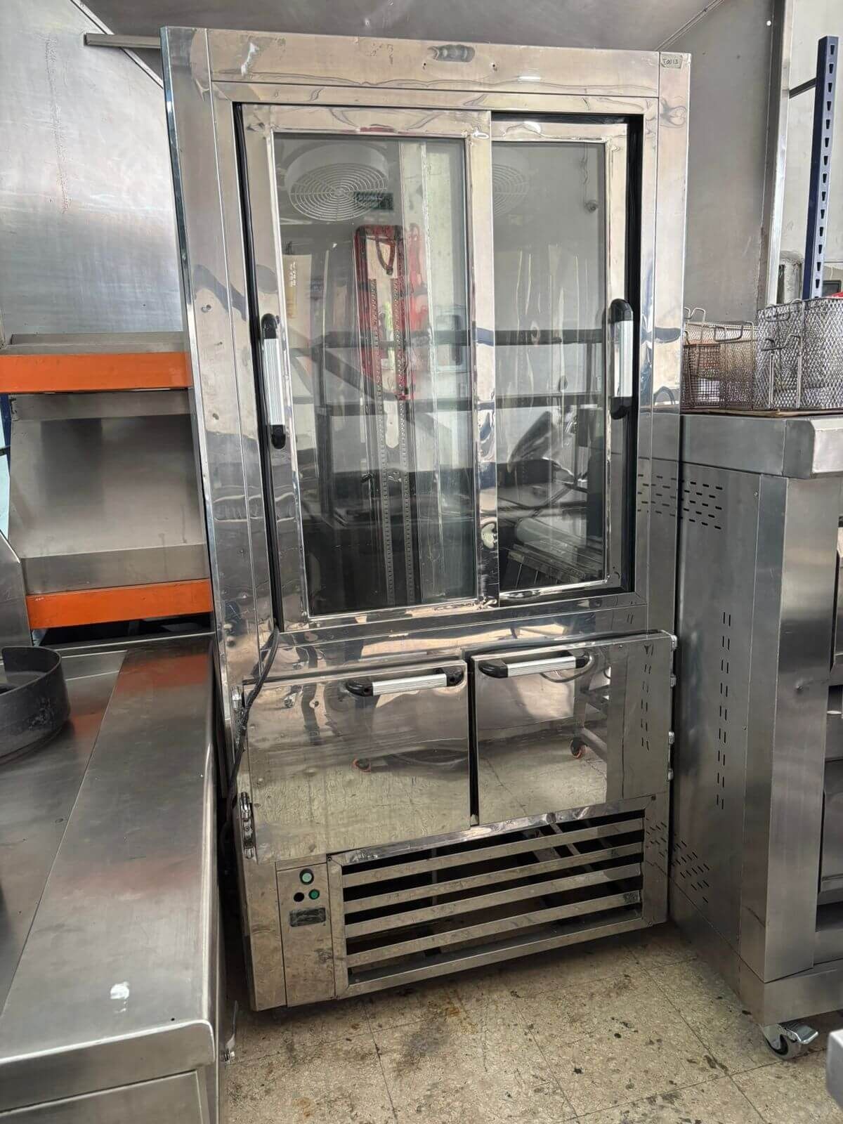 Nevera vertical 4 puertas