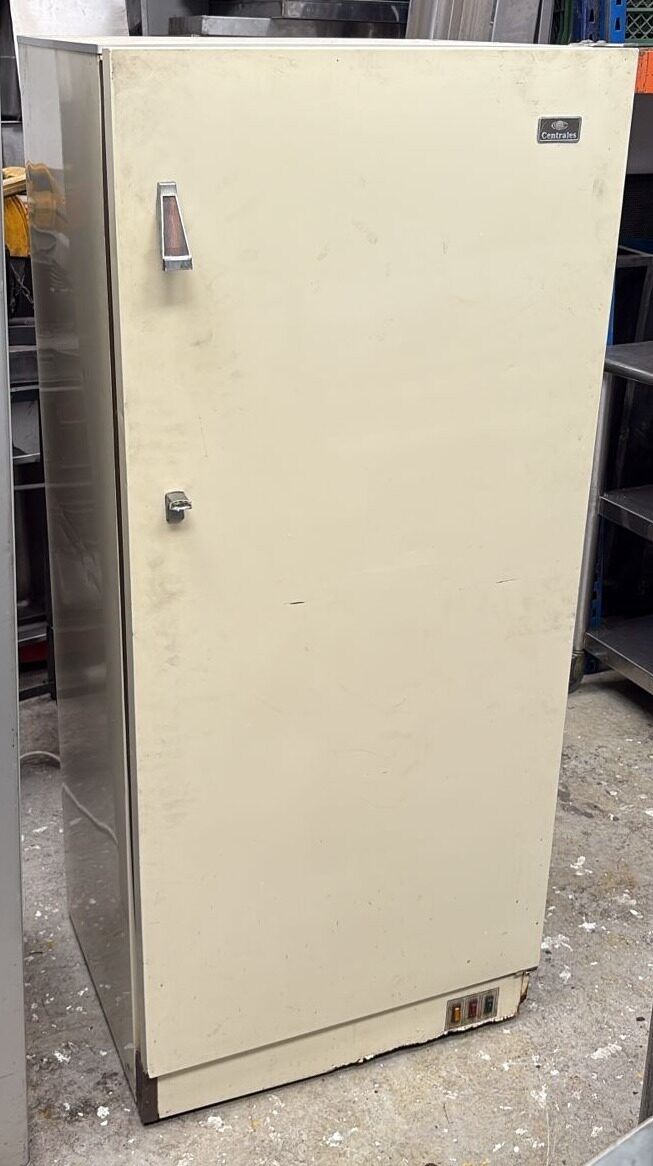 Refrigerador vertical Centrales