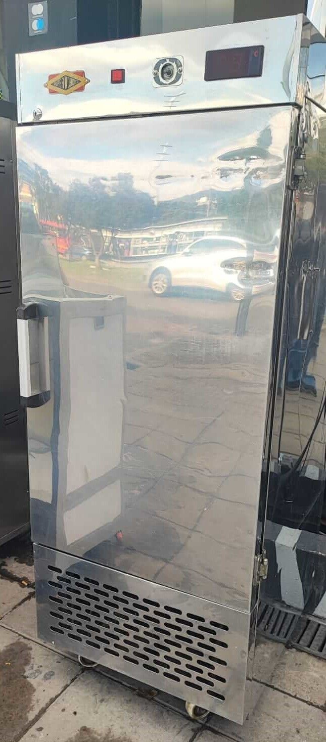 Refrigerador vertical supernordico