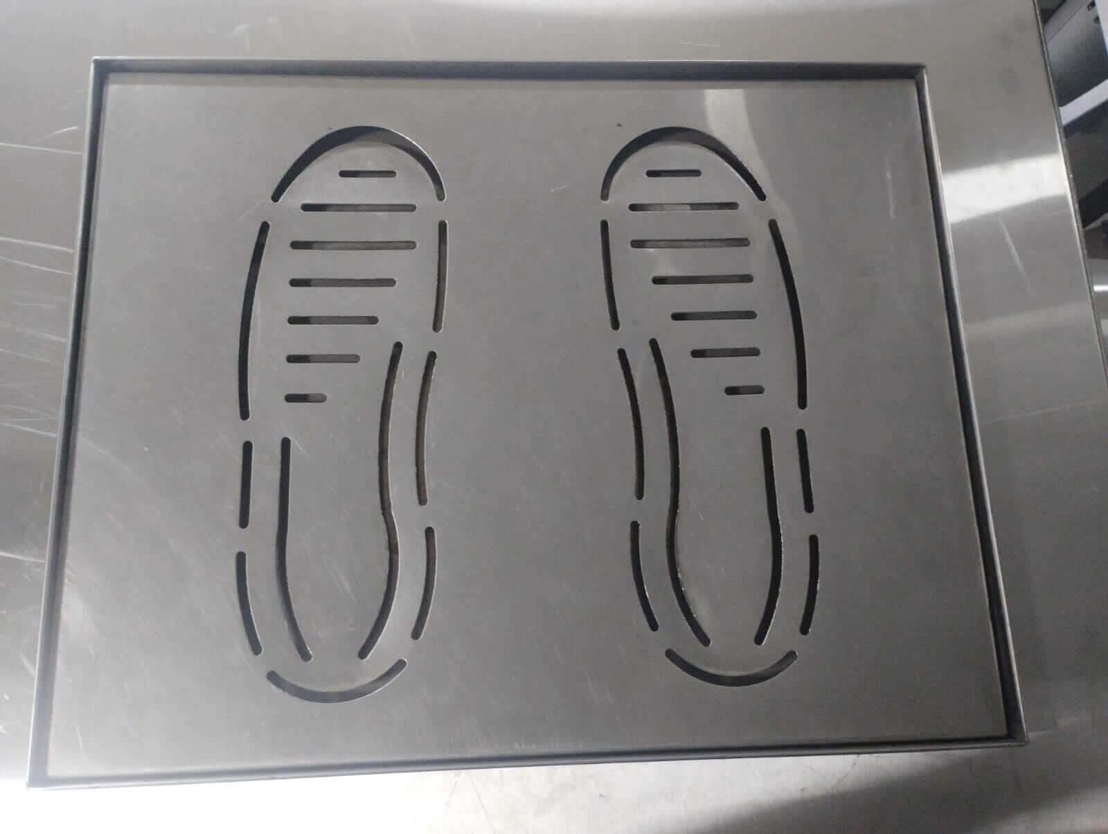 Tapete desinfectante de calzado