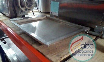 Plancha de Sobreponer en Acero Eléctrica
Dimensiones base: 67 x 63 x 70 cm Cod: I0058