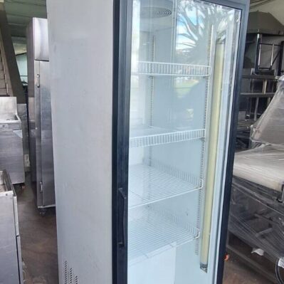 Refrigerador vertical 1 puerta 66x 75 x 202 Cod: I0398