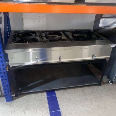 Estufa Industrial 3 Fogones Linealesaproximadas: 136 x 71 x 74 cm  Cod: I0491